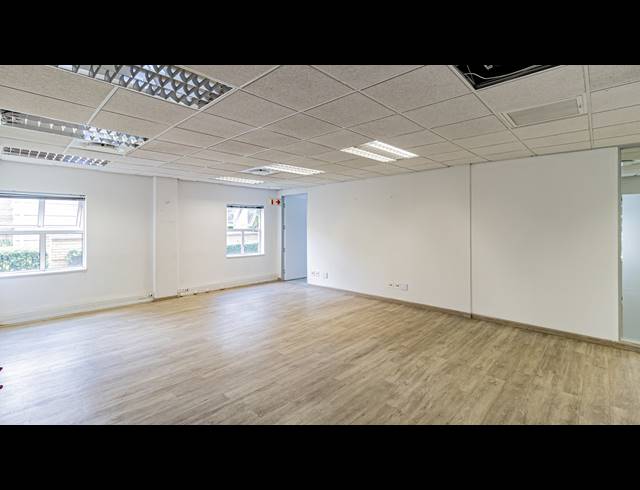 244M² OFFICE TO LET IN FERNDALE